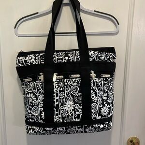 LeSportsac floral black white tote travel bag VGUC